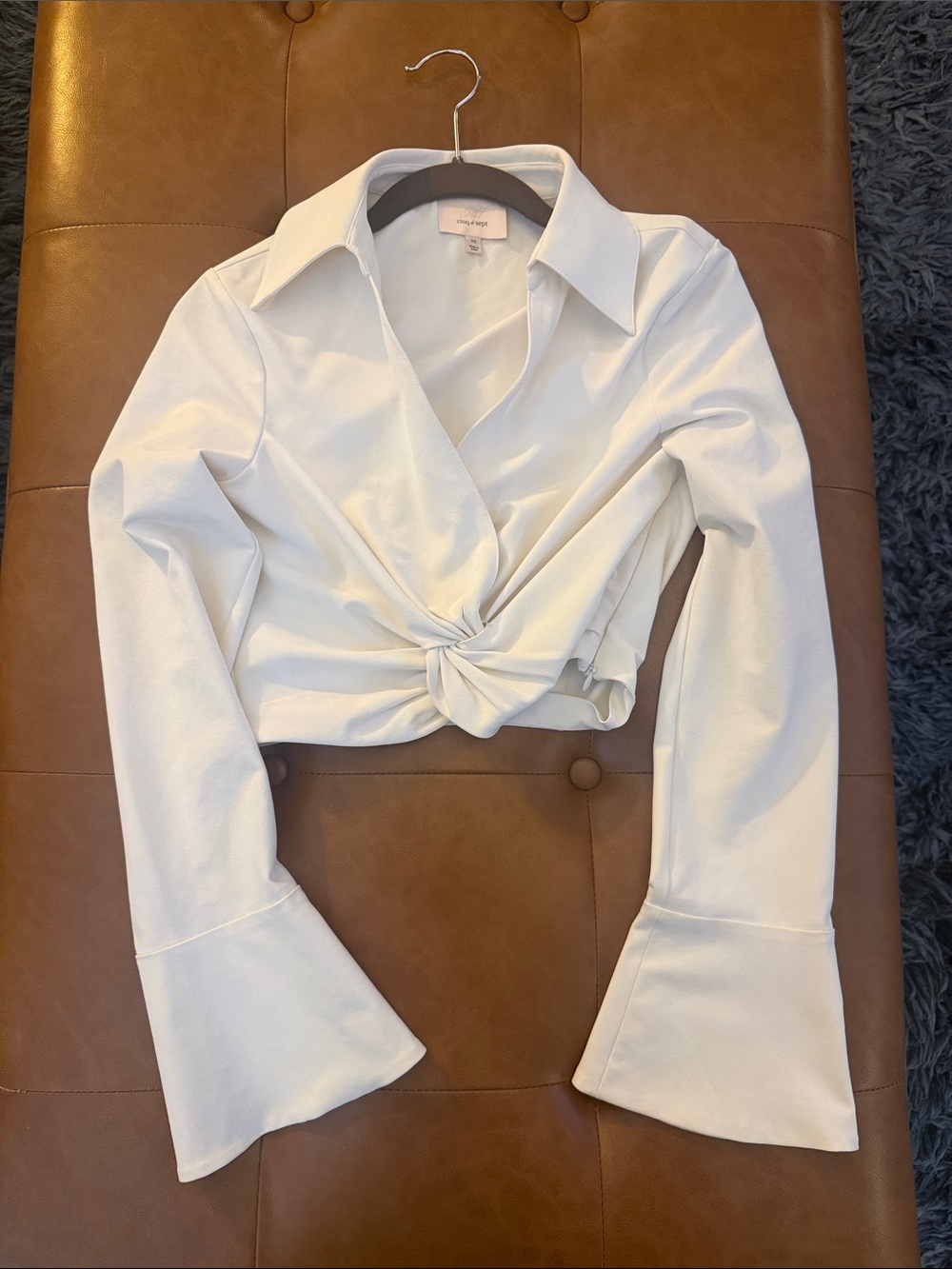 cinq a sept White Twist-Front Cropped Collared Blouse